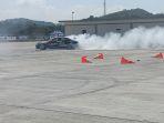 Aksi-pembalap-drifting-di-sirkuit-Mandalika-di-event-Mandalika-track-day-pada-Sabtu-2152022.jpg