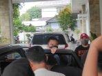 Anggota-DPRD-Bima-ditahan.jpg