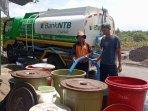 5 Kecamatan di Lombok Barat Dilanda Kekeringan, BPBD Salurkan 204.000 Liter Air Bersih