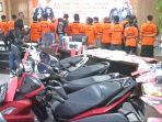 Barang-bukti-pencurian-sepeda-motor.jpg