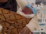 Bayi-berjenis-kelamin-yang-dibuang-di-Musala.jpg