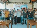 Calon-Bupati-Lombok-Barat-Hj-Nurhidayah-bersama-anak-anak-muda-di-Lombok-Barat.jpg