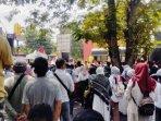 Demo-McD-Mataram.jpg