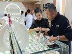 Direktur-Lipco-Jewelry.jpg