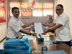 Gerindra-NTB-Wakili-6-Parpol-Serahkan-Bukti-Dugaan-Kecurangan-Pemilu-di-79-TPS-Sekotong-ke-Bawaslu.jpg