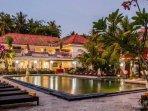 Hotel-Puri-Saron-Senggigi1.jpg