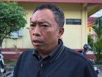 Ketua-LPA-Kota-Mataram-Joko-Jumadi-saat-ditemui-di-Polda-NTB.jpg