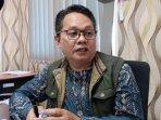 Ketua-panitia-Musda-Lalu-Akhyar-saat-ditemui-usai-menerima-hearing-Asosiasi.jpg