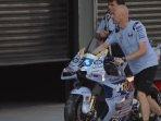 PERSIAPAN-MOTOGP-GRECINI.jpg