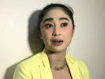 Pedangdut-Dewi-Perssik-di-kawasan.jpg