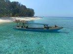 Pesona-bibir-pantai-Gili-Meno-Lombok-Utara.jpg