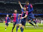 Robert-Lewandowski-dari-FC-Barcelona-merayakan-gol-bersama-Lamine-Yamal.jpg