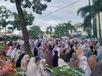 Salat-Id-di-Mataram.jpg