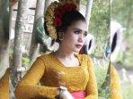 Sasak-Erni-Ayu.jpg