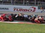 Sejumlah-pembalap-MotoGP-melewati-tikungan-1-Sirkuit.jpg