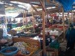Suasana-pasar-Tanah-Mira-Taliwang.jpg