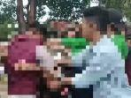 VIRAL-Video-Mahasiswa-UM-Bima-Dikeroyok-saat-Demo-Pelaku-Diduga-Rektor-dan-Dosen.jpg