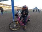 aksi-pembalap-wanita-dalam-kejurnas-drag-bike.jpg