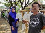ali-dan-silvia-pasangan-suami-istri-penjual-ikan-di-banjarnegara.jpg