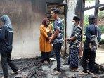 bapera-pujut-bantu-guru-honorer-kebakaran-lombok-tengah.jpg