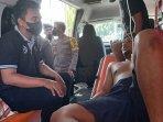 brimob-dompu-dikeroyok-satu-keluarga.jpg