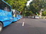 deretan-angkutan-peserta-latsitadanus-2022-di-jalan-pejanggik.jpg
