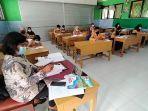 di-sdn-38-mataram-mengajar-secara-langsung-dengan-menerapkan.jpg