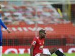 gelandang-manchester-united-paul-pogba-mengalami-cedera-dalam-pertandingan-menghadapi-everton.jpg