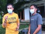 kadis-pariwisata-ntb-yusron-hadi-kiri-bersama-dengan-salah-seorang-pemilik-homestay.jpg