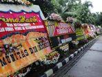 kemenko-polhukam-dibanjiri-karangan-bunga-ucapan-selamat-dan-terima-kasih.jpg