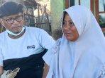 ketua-lpa-kabupaten-bima-temui-ibu-joki-cilik.jpg