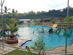 kolam-renang-embung-pas-lingsar.jpg