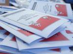 pelipatan-surat-suara-pilpres-2019-melibatkan-ppk-dan-pps-di-gudang-kpu-batang.jpg