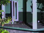 perusakan-rumah-brigadir-rizka.jpg