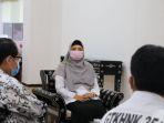 perwakilan-guru-honorer-di-ntb-saat-menemui-wakil-gubernur-ntb-sitti-rohmi-djalilah.jpg