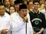 prabowo-umumkan-mochamad-iriawan-al-dan-el-gabung-gerindra_20230428_025455.jpg