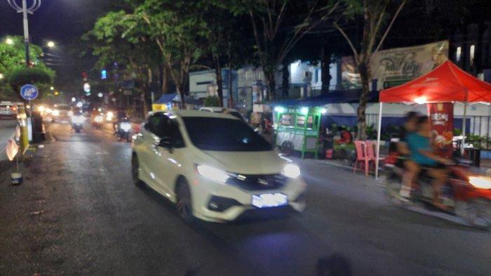 H-3 Lebaran, Lalu Lintas di Jalan Protokol Sampang Padat, Banyak Warga Toron