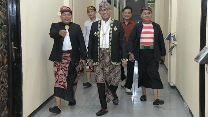 ASN dan Pegawai di Sumenep Wajib Kenakan Baju Adat Keraton saat Hari Jadi ke-756: Jaga Adat Leluhur