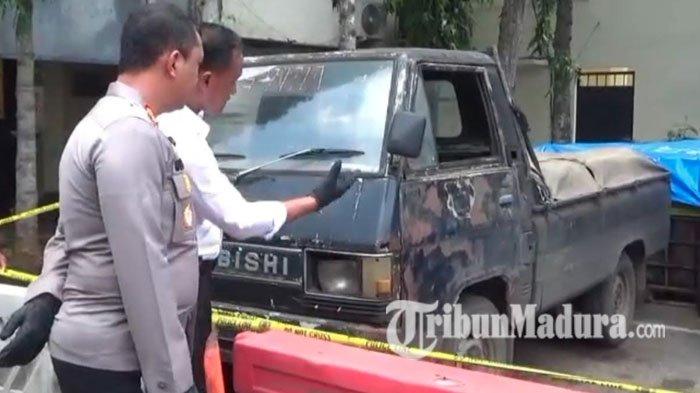 PIKAP - Kapolres Bangkalan, AKBP Wibowo didampingi Kasat Reskrim Polres Bangkalan, AKP Hafid Dian Maulidi di hadapan kendaraan pikap L300 muatan 37 jeriken masing-masing kapasitas 35 liter berisi BBM subsidi Pertalite dalam siaran pers di mapolres, Rabu (6/5/2026). 