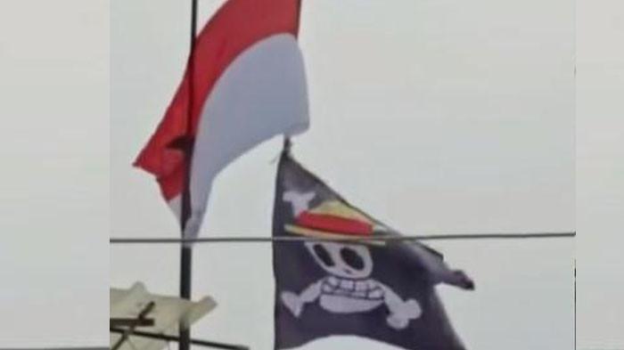 BENDERA - Media sosial diramaikan video pengibaran bendera One Piece menjelang perayaan Hari Ulang Tahun (HUT) ke-80 Republik Indonesia.