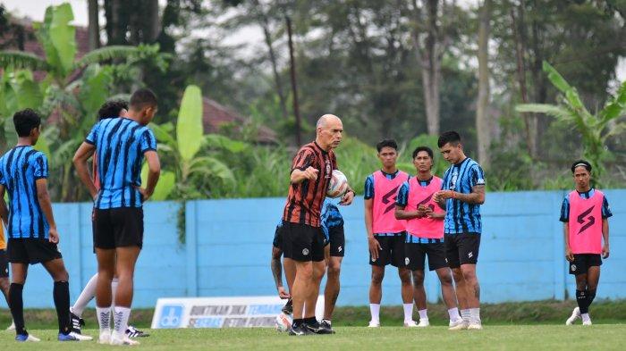 3 Wajah Baru Gabung di Latihan Perdana Arema FC