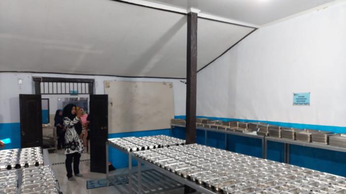 Baru Ada 8 dari 51 Dapur SPPG di Sampang yang Kantongi Sertifikat Higienis, Pemkab Buka Suara