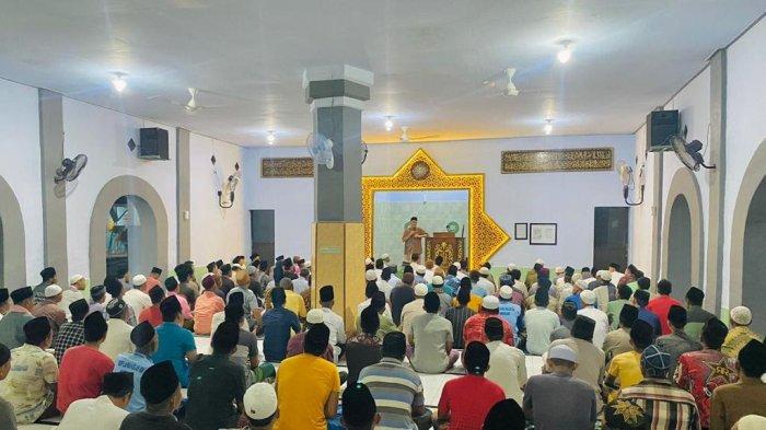Bacaan Niat Salat Tarawih, Salat Witir Lengkap dengan Bacaan Doa Kamilin Setelah Tarawih Ramadan