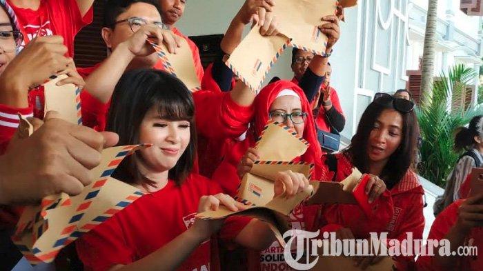 41 Anggota DPRD Kota Malang Ditangkap KPK, Grace Natalie Gelar Aksi Sobek Amplop Coklat Uang Pelicin