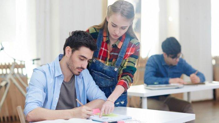 Kunci Jawaban Bahasa Inggris Kelas 12 Halaman 199-207 Kurikulum Merdeka, Questions 1 hingga 5