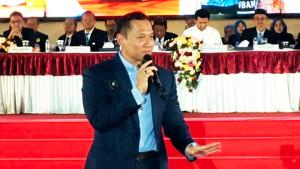 Agus-Harimurti-Yudhoyono-mendekati-mahasiswa-baru-Universitas-Trunojoyo-Madura-UTM.jpg