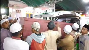 CUCU-MENTERI-P3A-Jenazah-santri-Moh-Alfin-Mutawakkilalallah-17.jpg