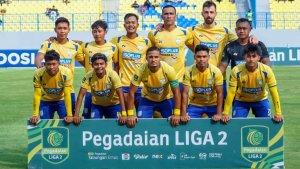 DUA-PEMAIN-ABSEN-Skuad-Gresik-United-saat-menjalani.jpg