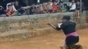 Detik-detik-terakhir-sesepuh-sekaligus-tokoh-Pencak-Silat-Bangkalan-Monaki-wafat.jpg
