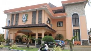 Dewan-Perwakilan-Rakyat-Daerah-DPRD-Kabupaten-Sampang-Madura-menyoroti.jpg